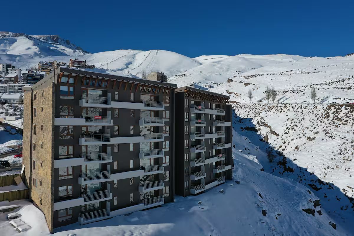 Edificio Vista al Estero
